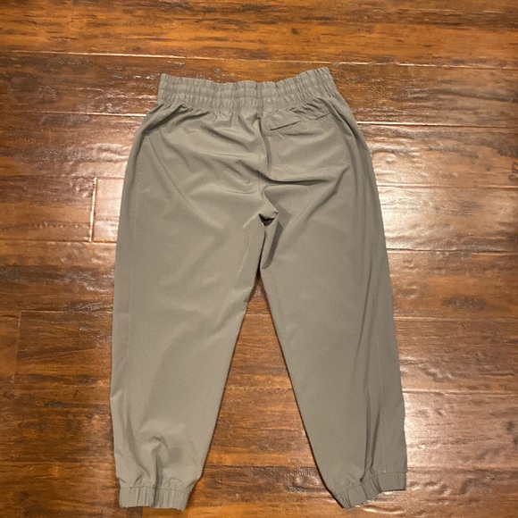 Apana Taupe Lightweight Joggers Size Small - Picture 5 of 7